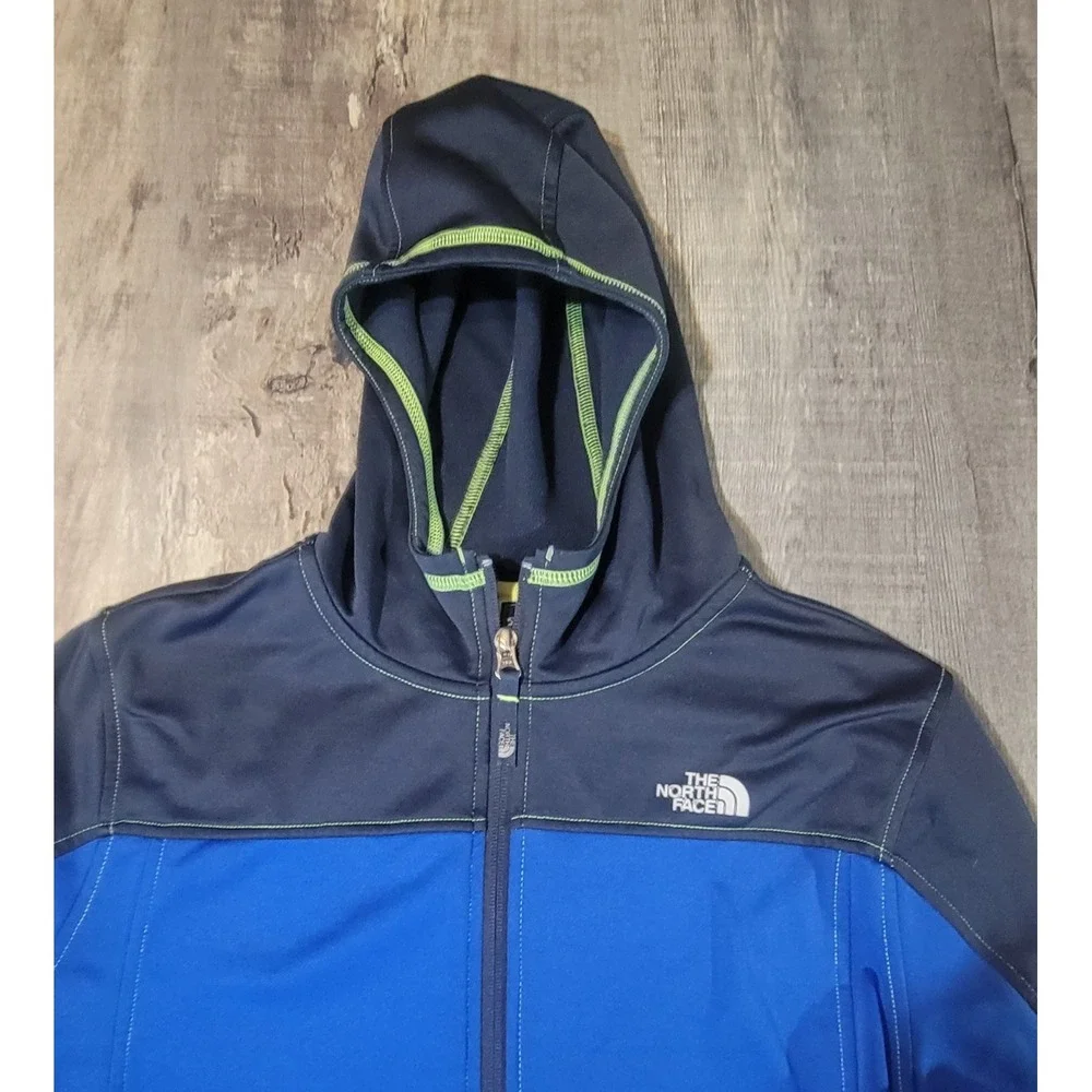 The North Face stay warm